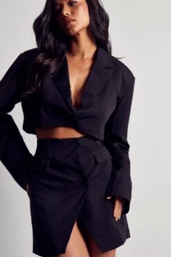 Extreme Shoulder Pad Cropped Blazer Co-ord -Ladies Clothing Shop black extreme shoulder pad cropped blazer co ord 1 4