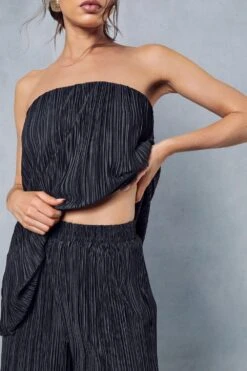 Premium Soft Touch Plisse Bandeau Top & Trouser Co-ord 9 Premium Soft Touch Plisse Bandeau Top & Trouser Co-ord -Ladies Clothing Shop black premium soft touch plisse bandeau top trouser co ord 1