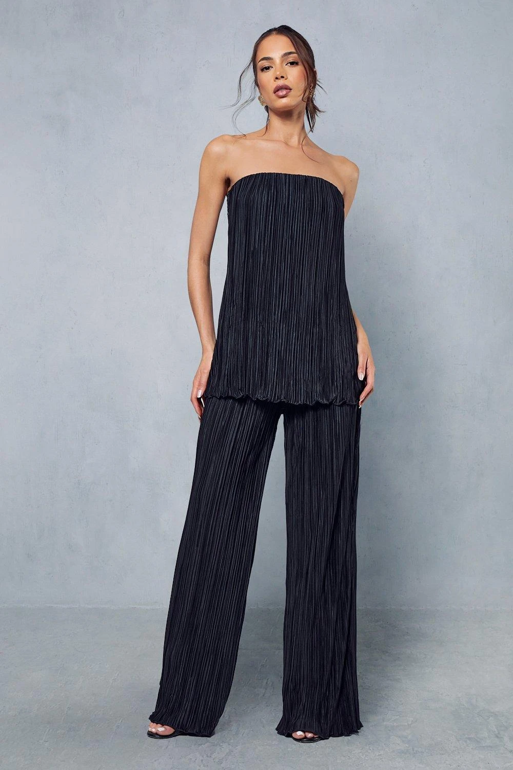 Premium Soft Touch Plisse Bandeau Top & Trouser Co-ord 3 Premium Soft Touch Plisse Bandeau Top & Trouser Co-ord