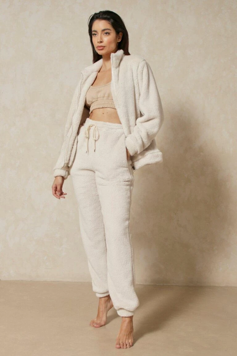 Ladies Clothing Shop -Ladies Clothing Shop cream borg zip through jacket 1 768x1152 1